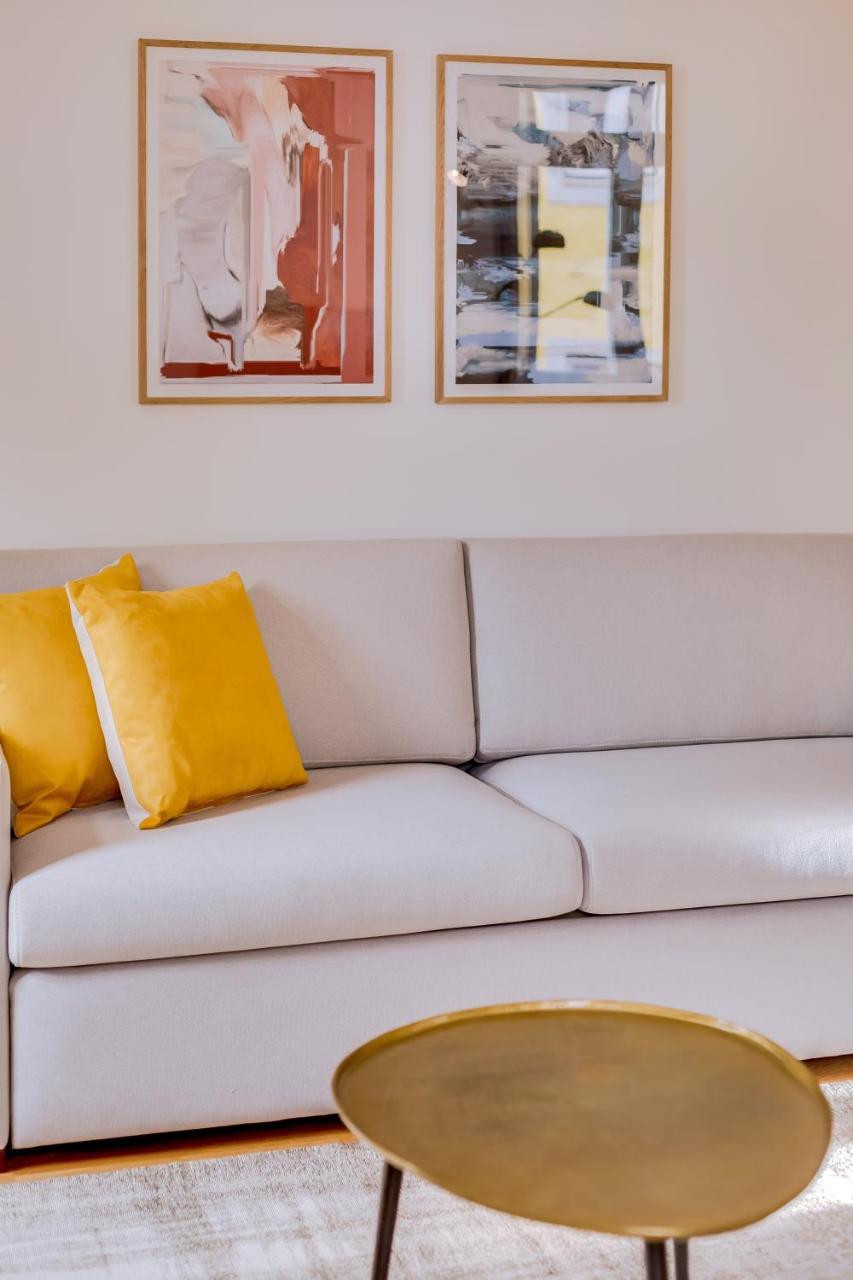 Poiais By Lisbon Inside Out Apartment ภายนอก รูปภาพ