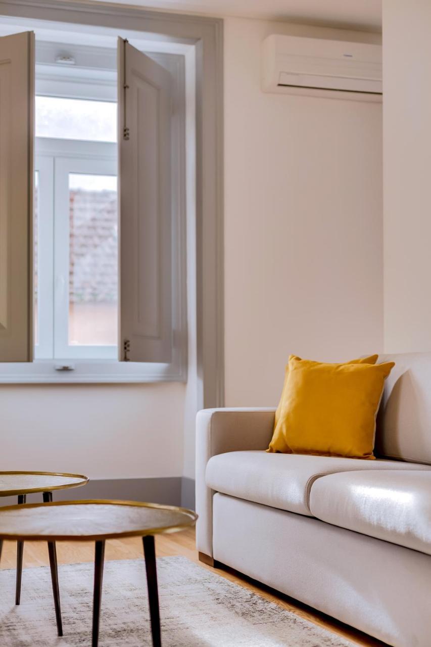 Poiais By Lisbon Inside Out Apartment ภายนอก รูปภาพ