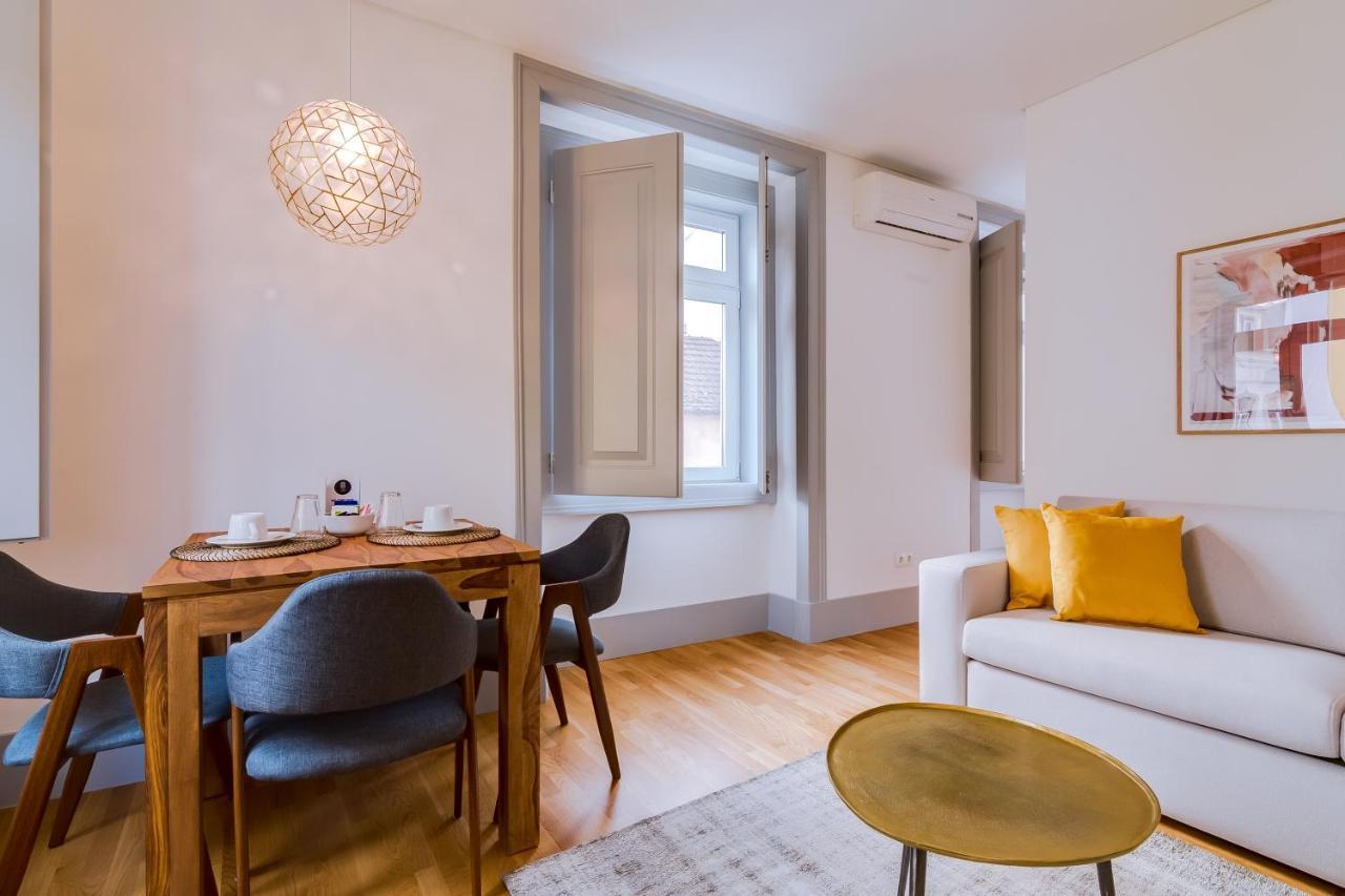 Poiais By Lisbon Inside Out Apartment ภายนอก รูปภาพ
