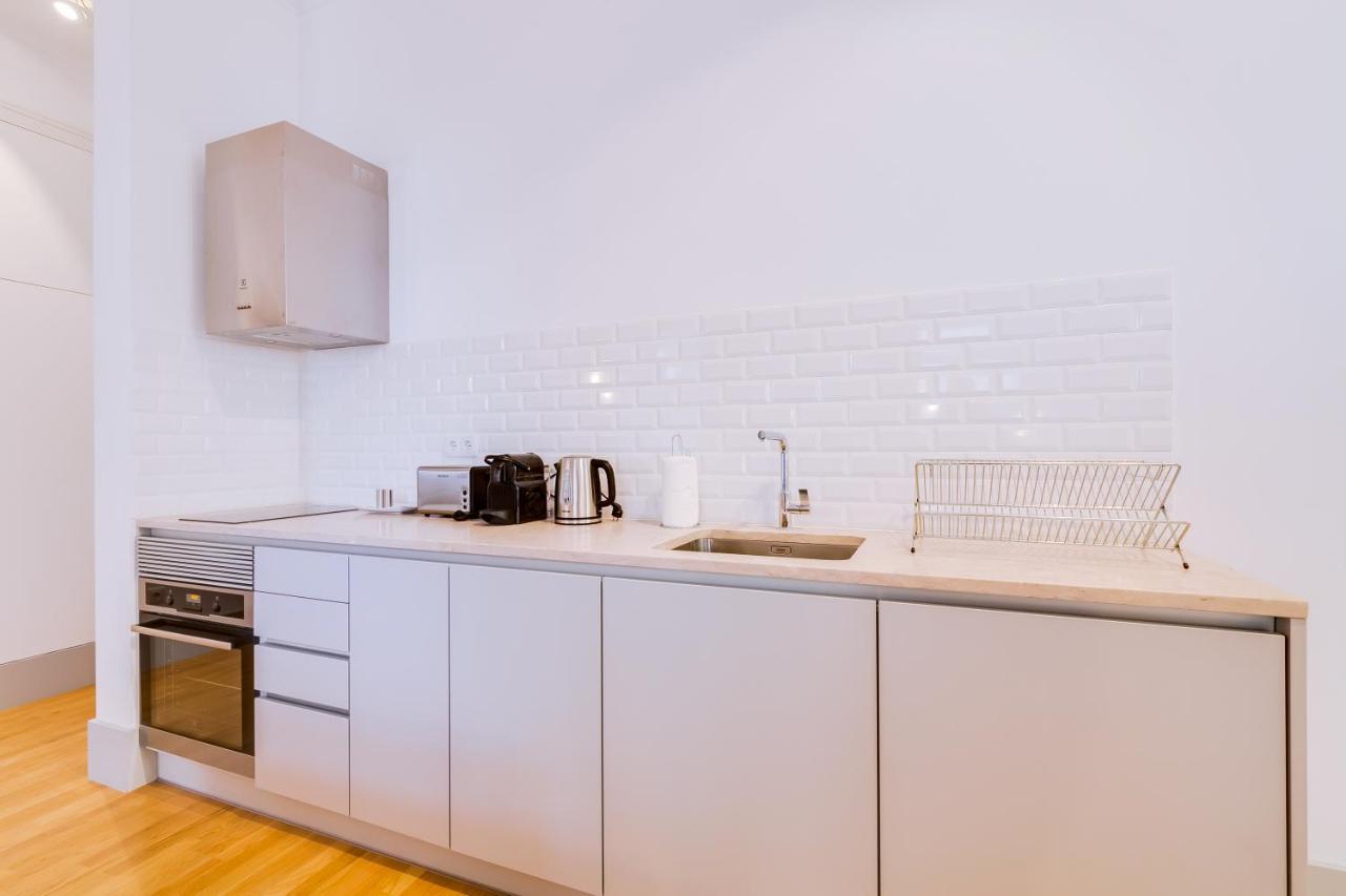 Poiais By Lisbon Inside Out Apartment ภายนอก รูปภาพ