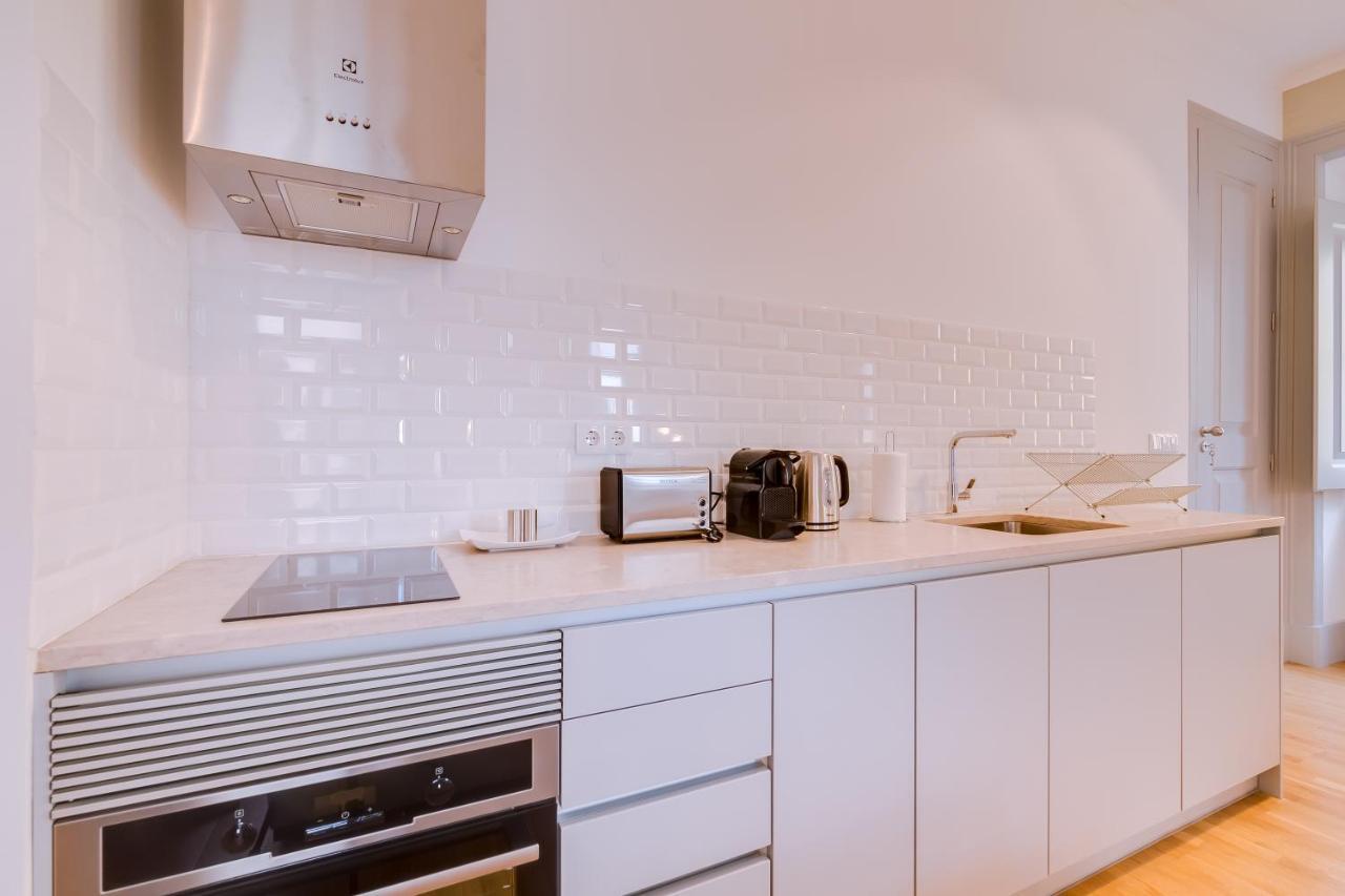 Poiais By Lisbon Inside Out Apartment ภายนอก รูปภาพ